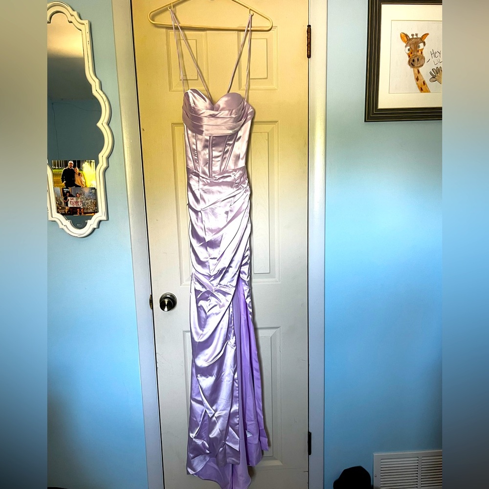 Elegant Lavender ‘Satin’ Gown